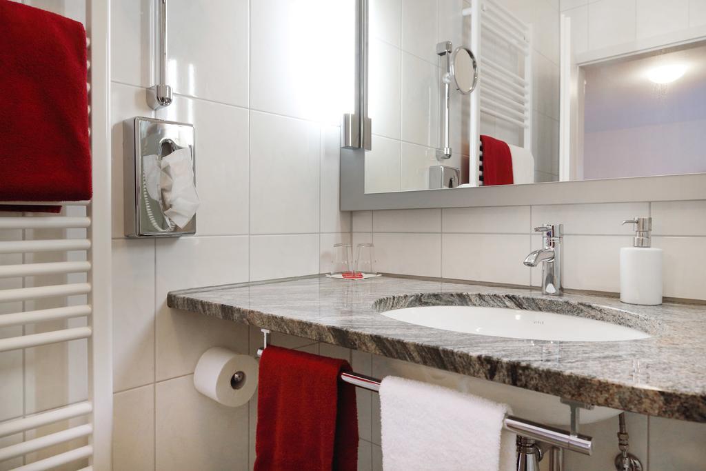 Hotel-Restaurant Roter Ochsen Lauchheim ห้อง รูปภาพ