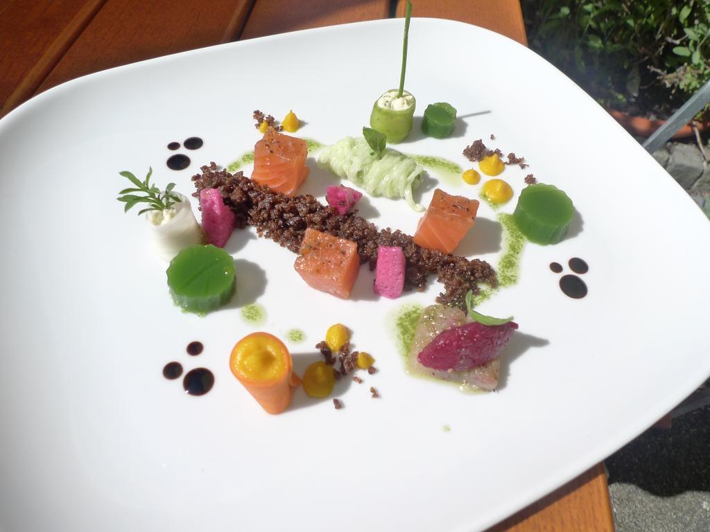 Hotel-Restaurant Roter Ochsen Lauchheim ภายนอก รูปภาพ