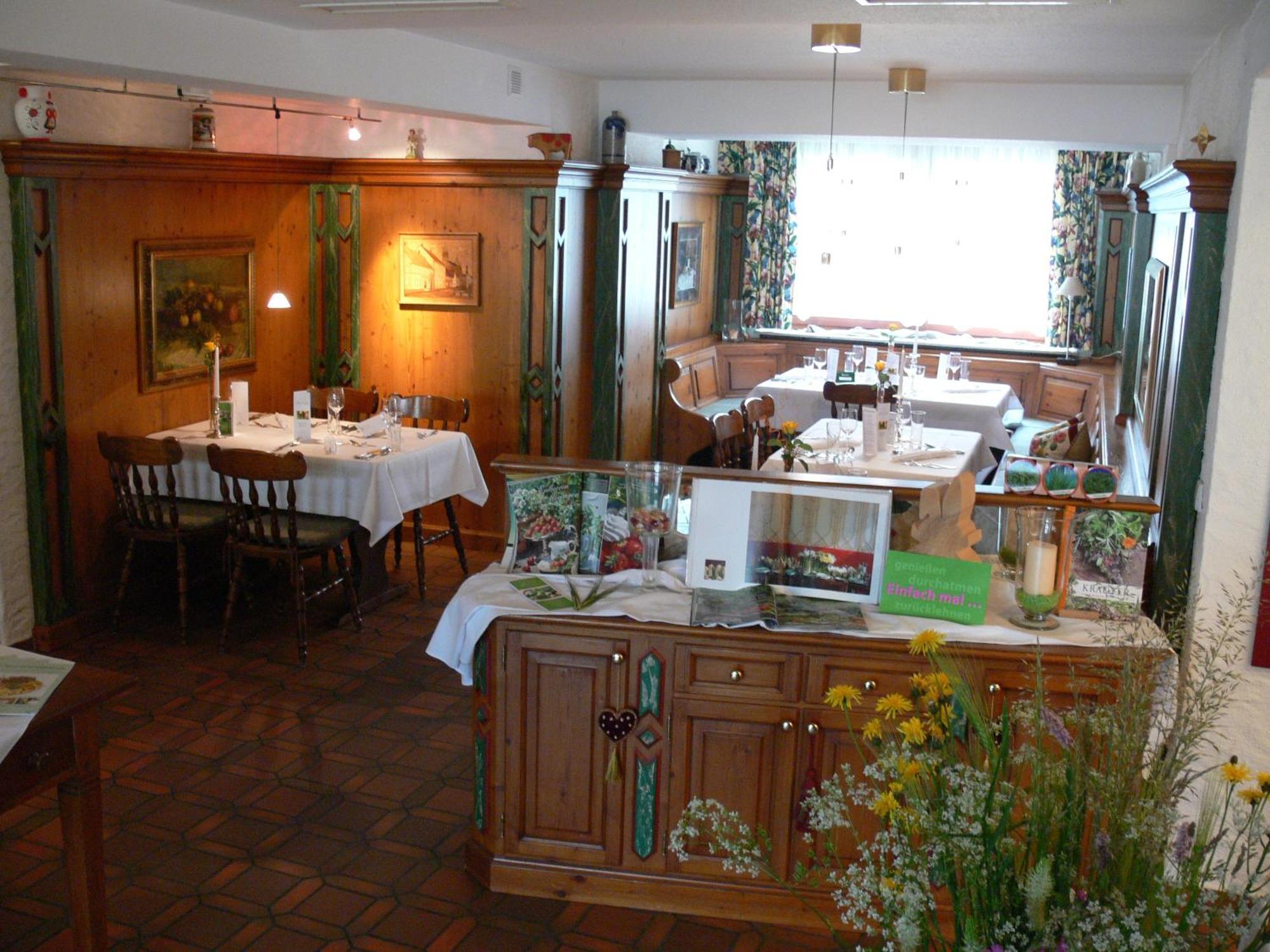 Hotel-Restaurant Roter Ochsen Lauchheim ภายนอก รูปภาพ