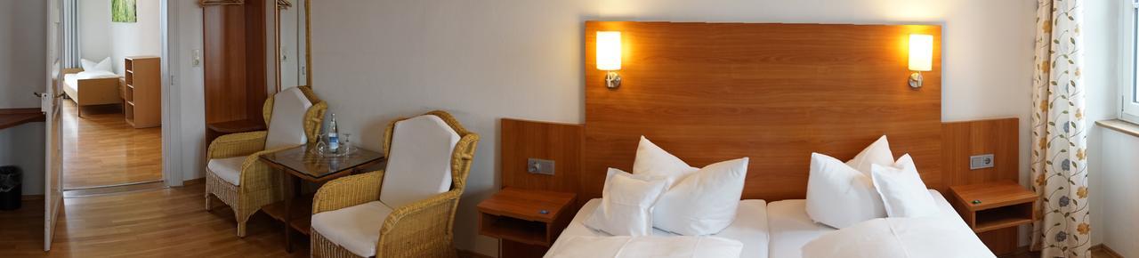 Hotel-Restaurant Roter Ochsen Lauchheim ภายนอก รูปภาพ